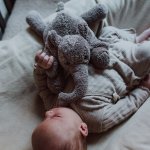 Oplaadbare hartslag knuffel - George Grijs 