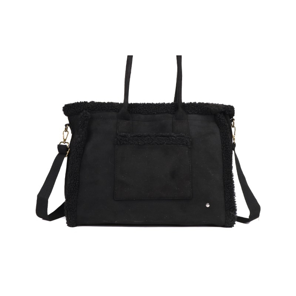 Black shopper Avoriaz